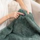 thumbnail image 3 of Manta eléctrica con calefacción Berkshire Blanket Grace Fur, 3 of 9