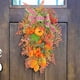 thumbnail image 4 of Xiao Hua Corona de Otoño con Hoja de Maple, Calabaza y Bayas, Corona de Cosecha de Otoño Adecuada para Decoración Interior y Exterior durante Festivales Familiares -19.68 X 13.78 inches, 4 of 4