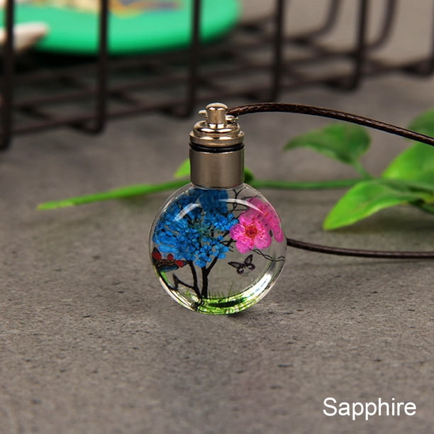 Beautiful Butterfly Glass Ball Car Pendant - Add a Touch of Elegance to Your Car Interior!