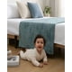thumbnail image 2 of Piecera Chenille Cruz Dale un toque de elegancia a tu dormitorio, 2 of 6