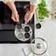 thumbnail image 4 of Set para Escalfar Huevos Demeyere Resto Acero Inoxidable 4 Tazas, 4 of 9