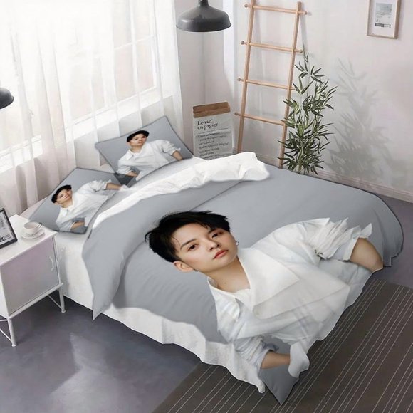 3pcs Amber Liu Printed Duvet Cover Set Includes Duvet Cover and Pillowcases