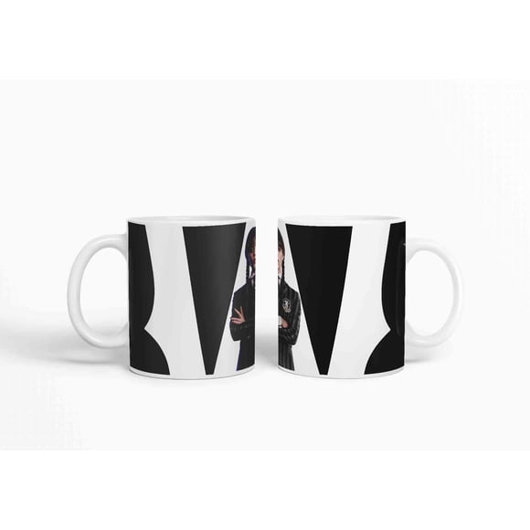 Taza Merlina Addams D7 (320ml)