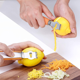 thumbnail image 5 of Rallador de limón para cocina: Rallador de cítricos con cuchilla de canal, Rallador de naranja con mango, 5 of 6