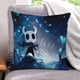 thumbnail image 1 of Hollow Knight Fundas de almohada de terciopelo con tema, regalos de funda de almohada, decoración para el hogar, cojín de lanzar, regalo de cumpleaños para fans y parejas.56*56cm., 1 of 6