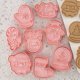 thumbnail image 4 of Juego de 8 herramientas para hornear galletas de fondant tridimensionales con temática navideña, incluye sellos de émbolo, incluye figuras de jengibre, muñeco de nieve, Papá Noel, árbol de Navidad y, 4 of 8