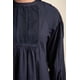 thumbnail image 3 of Saronite Vestido Corto Casual de Encaje de Algodón con Cuello Redondo y Manga Larga, Color Azul Marino (para Mujer), 3 of 5