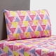 thumbnail image 1 of Sabana Zarina 1.5 P Estampada Triangulos Fucsia, 1 of 3
