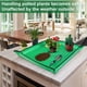 thumbnail image 1 of Esterilla para trasplantar plantas de interior y evitar el desorden, bandeja impermeable gruesa de 66 cm x 66 cm, plegable, portátil, ideal para jardinería, ideal como regalo para hombres y mujeres, c, 1 of 6
