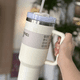 thumbnail image 4 of Vaso térmico Stanley de acero inoxidable 887 ml con tapa y pajita, 4 of 7