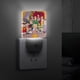 thumbnail image 4 of El Chavo del Ocho Luz nocturna LED con sensor de anochecer a amanecer para dormitorio, baño, pasillo, escaleras - Lámpara LED nocturna de enchufe, 0.5W - 1 pieza, 4 of 6