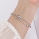 thumbnail image 2 of Pulsera de mariposa de doble capa para mujer, pulsera ajustable, un regalo de joyería encantador y encantador., 2 of 7