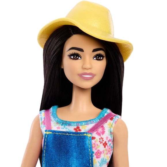 Muñeca Barbie Farmer con 3 figuras de animales y 5 accesorios