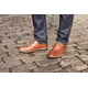 thumbnail image 2 of Botín Chukka para hombre Steve Madden Harken de cuero color cognac, 2 of 3