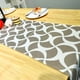 thumbnail image 5 of Camino de Mesa Café y Blanco Ondas, 5 of 6