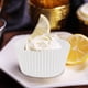 thumbnail image 3 of 100 moldes para cupcakes pequeños, redondos, para hornear pasteles, muffins, fiestas en casa, color blanco, 3 of 7