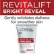 thumbnail image 2 of Limpiador facial L'Oreal Paris Revitalift Bright Reveal x2 150 ml, 2 of 3