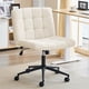thumbnail image 1 of Silla giratoria Furnimart con patas entrecruzadas y ruedas, piel sintética blanca, 1 of 9
