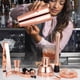 thumbnail image 5 of Set de Coctelería Semderm Oro Rosa con Soporte de Bambú de 10 Piezas, 5 of 6
