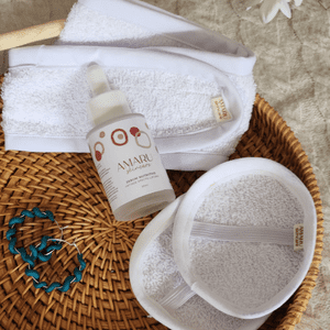 Amaru Skincare - Kit Skincare | Eleva Tu Rutina | Serum Facial + Pétalos Desmaquillantes Reutilizables + Cintillo Skincare De Algodón