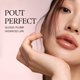 thumbnail image 3 of Set de regalo Lip Volumizer d'alba Piedmont Plumping Lip Glow, 3 of 8