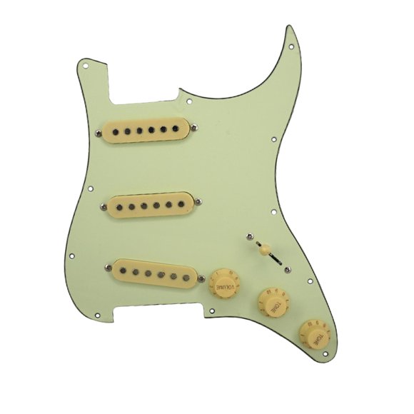 Placa De Raspado Precableada Con Golpeador Cargado De Guitarra SSS De 3 Capas Para Guitarra ST