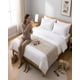thumbnail image 1 of Piecera Cama Chenille Cruzada Decorativa, 1 of 6