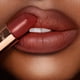 thumbnail image 4 of Lápiz labial Charlotte Tilbury Matte Revolution de larga duración, 4 of 7