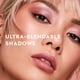 thumbnail image 4 of Paleta de sombras de ojos URBAN DECAY Naked 3 con pincel de 12 tonos, 4 of 7