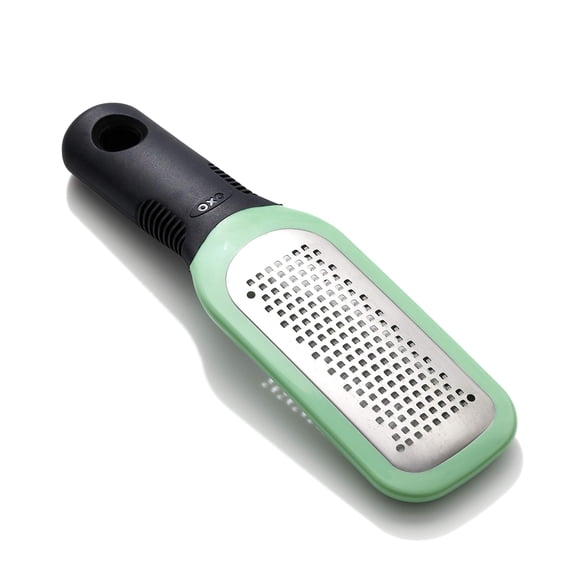 Rallador OXO Good Grips grabado con jengibre y ajo verde