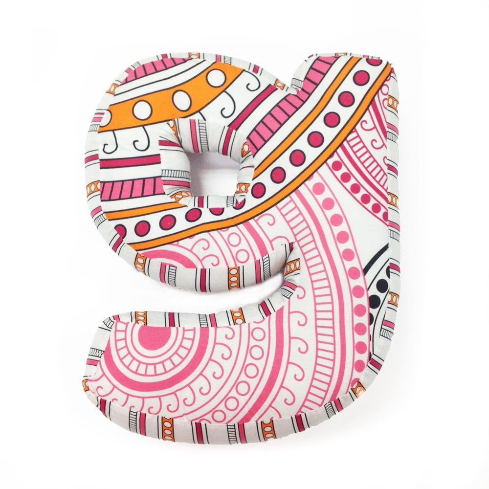 Almohada One Grace Place Sophia Lolita Letra G