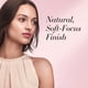 thumbnail image 3 of Polvo prensado Elizabeth Arden Flawless Finish Medium, 3 of 9