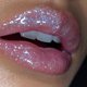 thumbnail image 4 of Bálsamo labial r.e.m. beauty Essential Drip Brillante Hidratante, 4 of 9