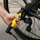 thumbnail image 2 of Mini Bombín Inflador Manual Duuti Bicicleta Amarillo, 2 of 3