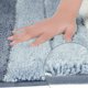 thumbnail image 3 of Alfombra de baño antideslizante REGALWOVEN para baño, alfombra de baño suave y absorbente de agua con respaldo de goma, azul 20" x 32", 3 of 6