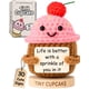 thumbnail image 1 of Muñeca de ganchillo hecha a mano con forma de cupcake positiva, regalo de amistad, 1 of 7