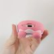 thumbnail image 5 of Funda de silicona para AirPods 4 con diseño de dona y limpiador, 5 of 7