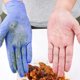 thumbnail image 4 of Lote de 100 guantes desechables de látex, universales, de limpieza, multifuncionales, para uso doméstico, alimentario, médico y cosmético., 4 of 5