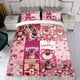 thumbnail image 4 of Oso de Fresa Lotso Conjunto de sábanas temático, trío de piezas, cómodo y amigable con la piel, diseño único, regalo de decoración para el hogar para familiares, amigos y fans,135cm *200cm, 4 of 6