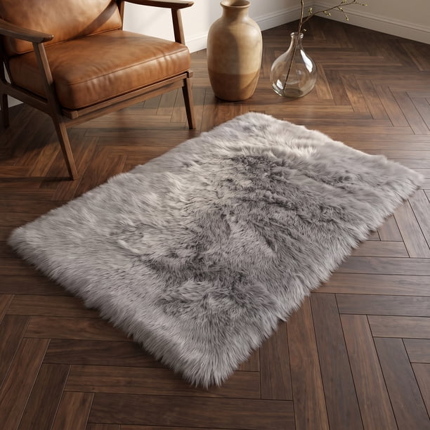 REGALWOVEN Alfombra de Área Suave y Peluda, Alfombras de Dormitorio Ultra Esponjosas, Alfombra Peluda Antideslizante para Habitación, Guardería, Dormitorio Gris 35" x 24"