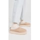 thumbnail image 3 of Pantuflas UGG Tazz II para Mujer en Ante Arena Talla 9, 3 of 5