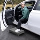 thumbnail image 2 of Taburete Mobility Step HBTower para adultos y personas mayores, color negro, 2 of 7