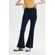 thumbnail image 2 of Jeans Mujer Flare Bolsillo Azul Oscuro, 2 of 4