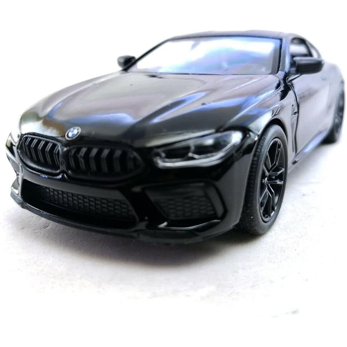 Auto A Escala Kinsmart Bmw M8 Competition 136 Negro Rojo