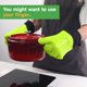 thumbnail image 5 of Guantes de barbacoa de silicona GEEKHOM con soporte para ollas, 35 cm, impermeables, 5 of 8