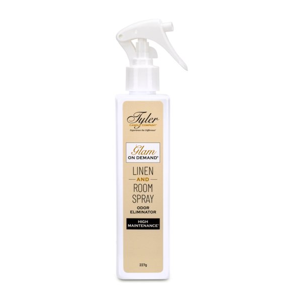 Spray para ropa de cama y habitación Tyler Candle Company de alto mantenimiento, 227 g