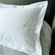 thumbnail image 1 of Par Fundas Almohada 50x90 Blanca Modelo Puntos Casa Cecilia, 1 of 2