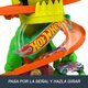 thumbnail image 3 of Hot Wheels City Pista T-Rex vs Estación de Bomberos, 3 of 4