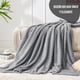 thumbnail image 4 of Frazada Manta Piecera 130 X 150 Cm Térmica Rayas Sherpa Casa Nerola Gris, 4 of 9