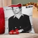 thumbnail image 4 of Harry Styles Fundas de almohada de terciopelo con tema, regalos de funda de almohada, decoración para el hogar, cojín de lanzar, regalo de cumpleaños para fans y parejas. 60cm x 60cm., 4 of 6